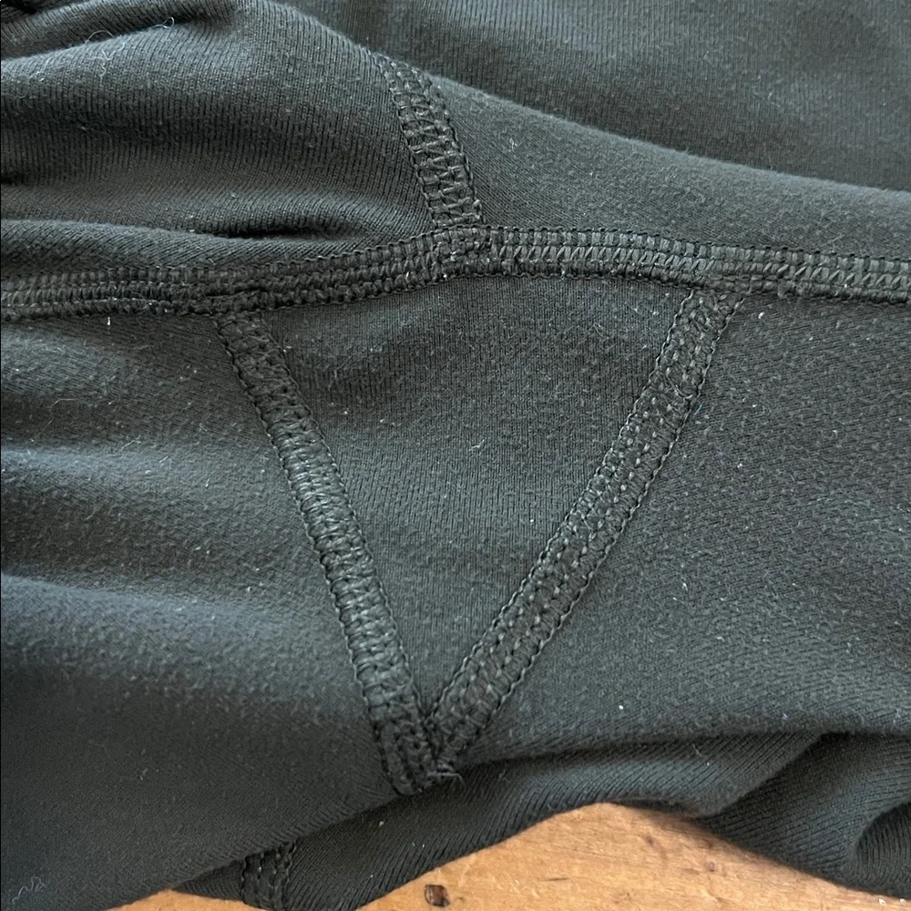Lululemon Align super-high rise size 4 - Picture 6 of 13